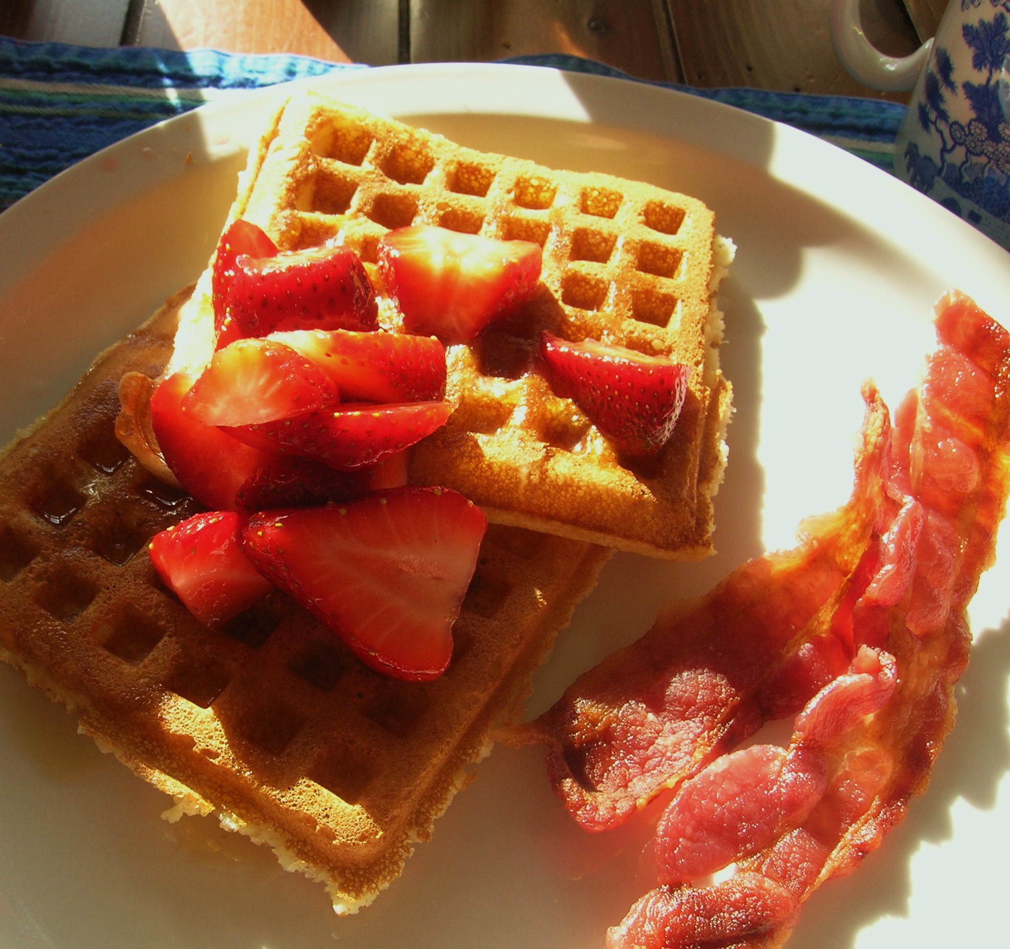 stawberrry waffles stawberrry waffles