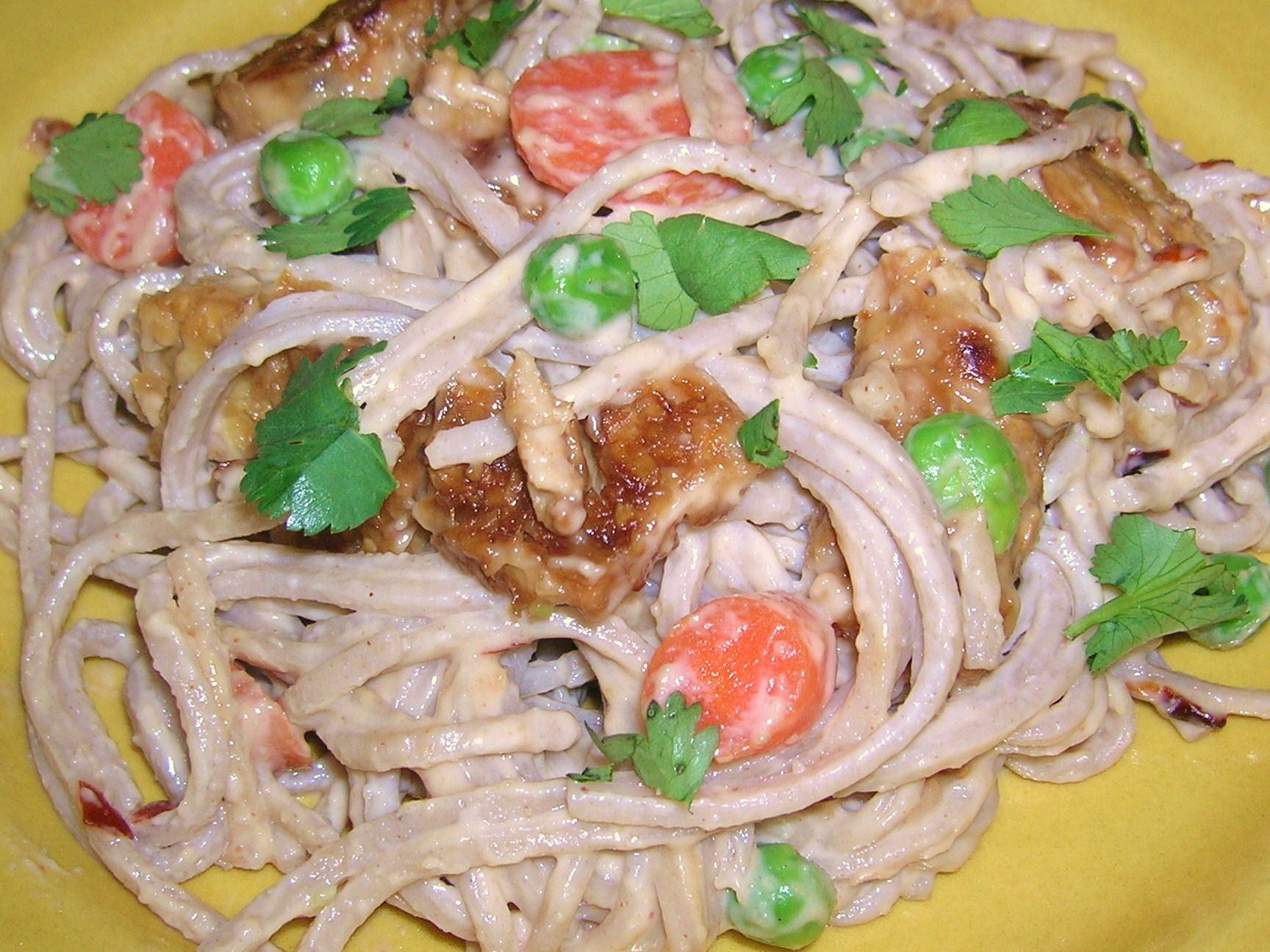 peanut noodle salad
